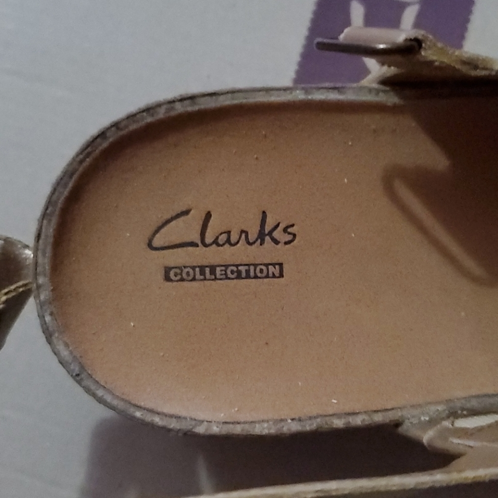 Clarks Sandals - Picture 7 of 7